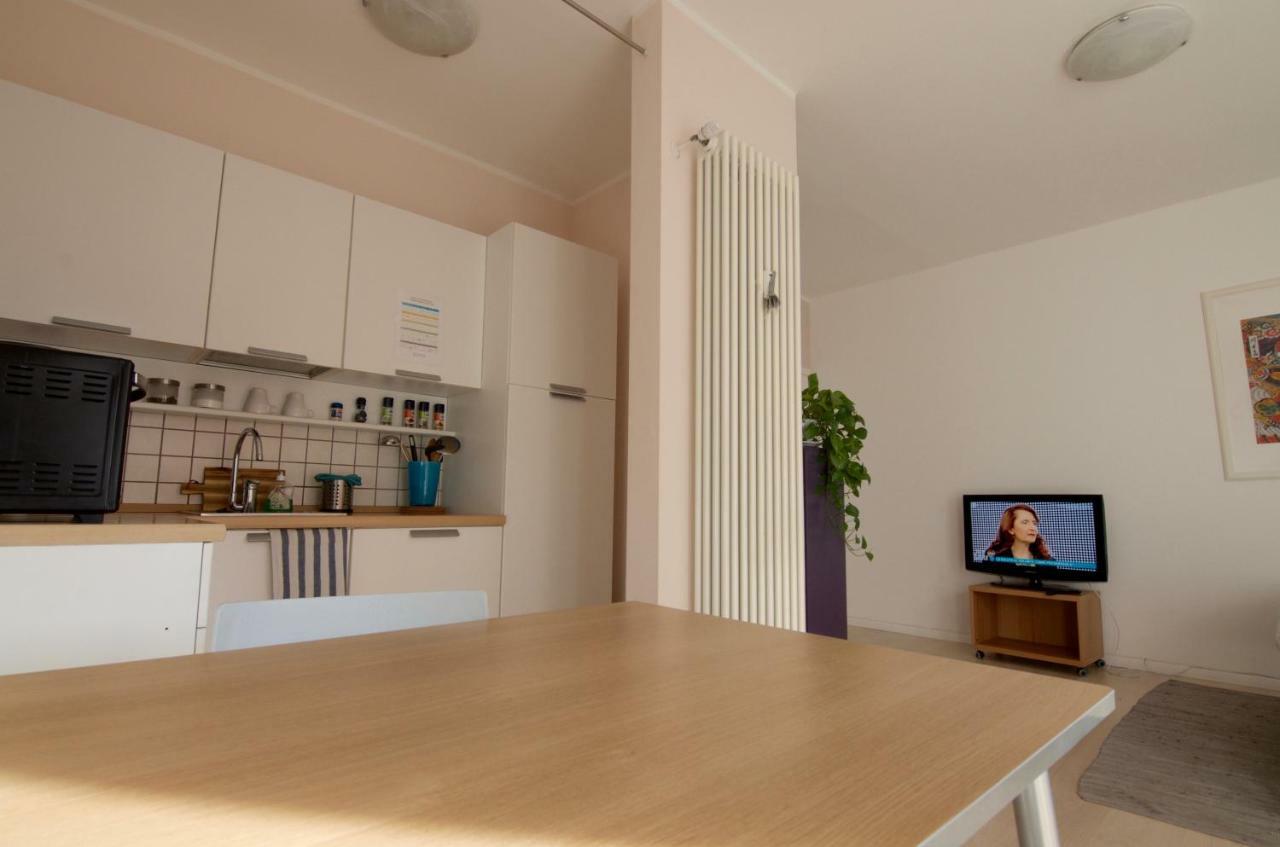 Interno 77 Di Tss' - Appartamento Soleggiato Con Ampie Finestre & Internet Veloce Con Fibra - Perfetto Per Coppie Тренто Экстерьер фото
